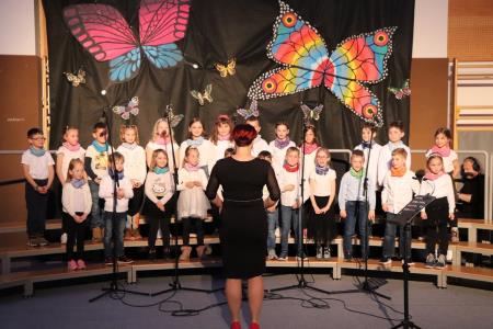 Območna revija otroških in mladinskih pevskih zborov občin Kamnik in Komenda (41)